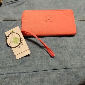 Coral Alia wallet